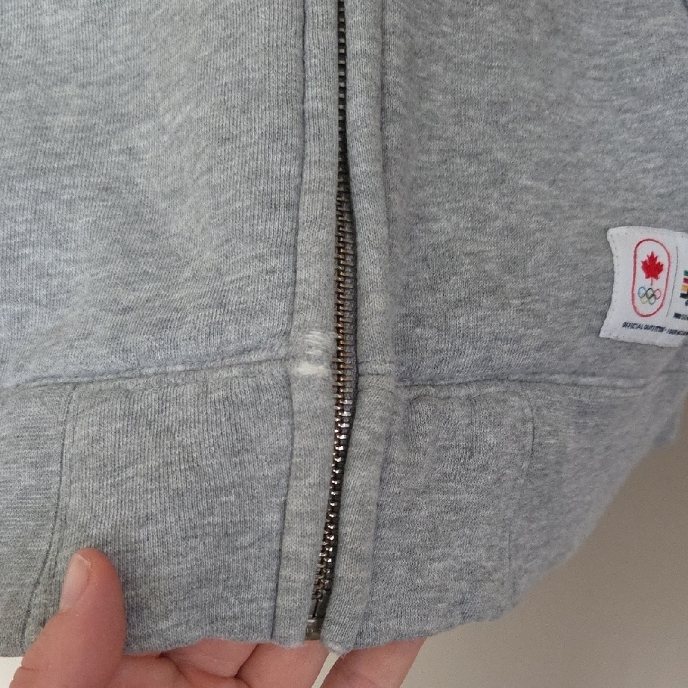 Hudson's Bay Co. Canada Zip-Up Hoodie Boys Size 10/12 - Picture 5 of 7